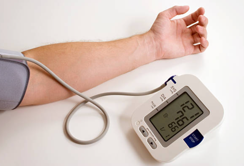أفضل جهاز قياس ضغط الدم